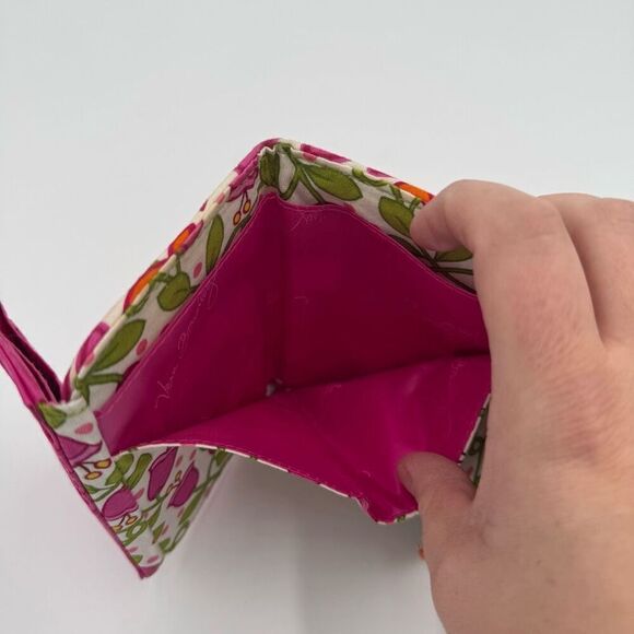 Vera Bradley Lilli Bell Euro Tri Fold Snap Quilted Wallet Floral White Pink - Picture 6 of 6